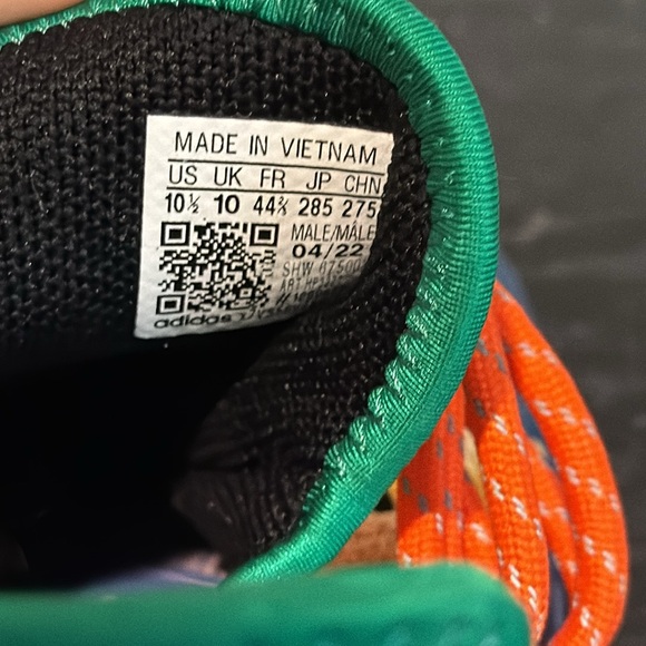 Pharrell x NMD Human Race
'Animal Print - Pulse Amber' - Picture 5 of 7